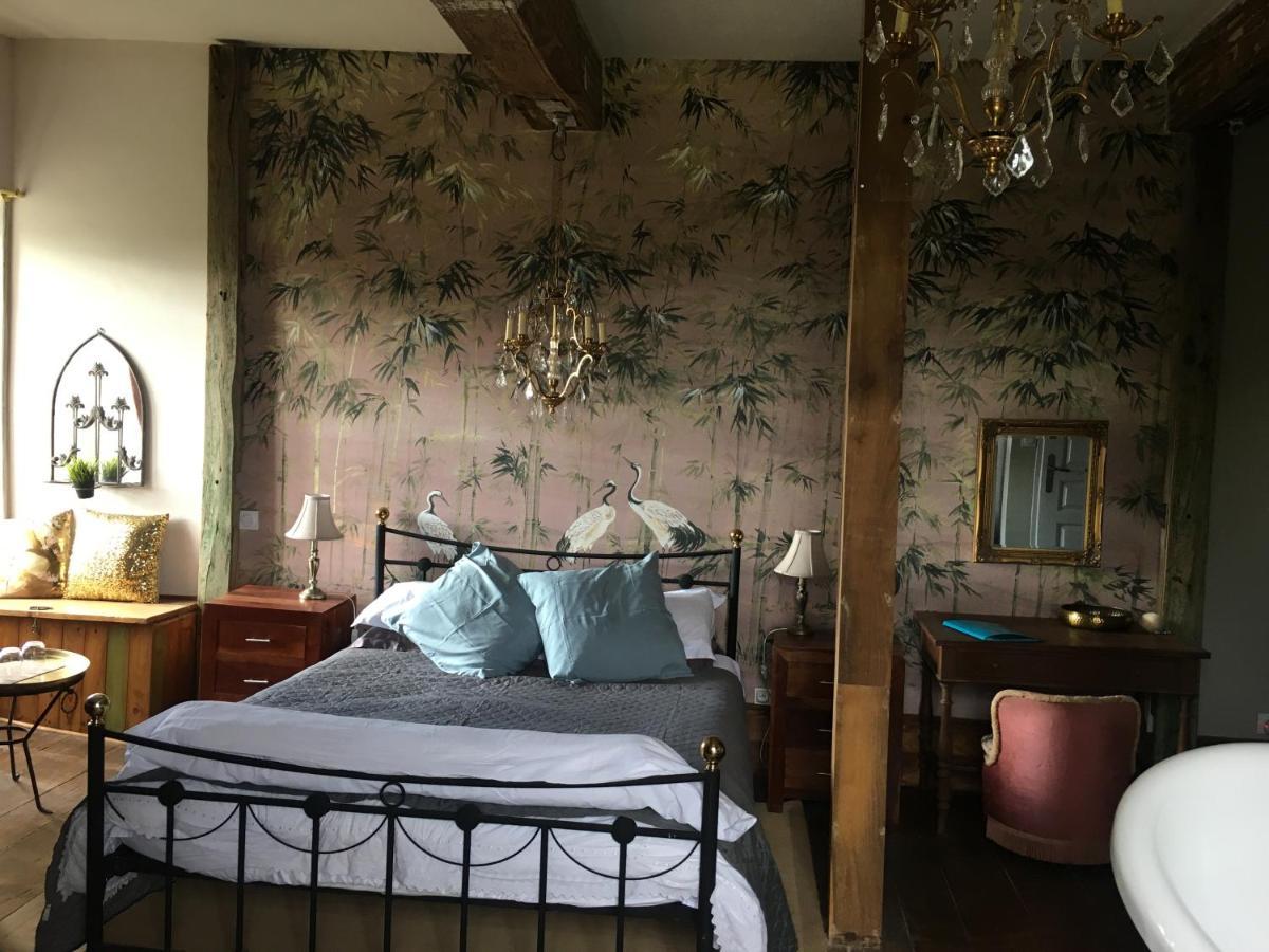 Chateau Gros Puy, Petit Chateau Chambre D'Hote Abjat-sur-Bandiat Bagian luar foto